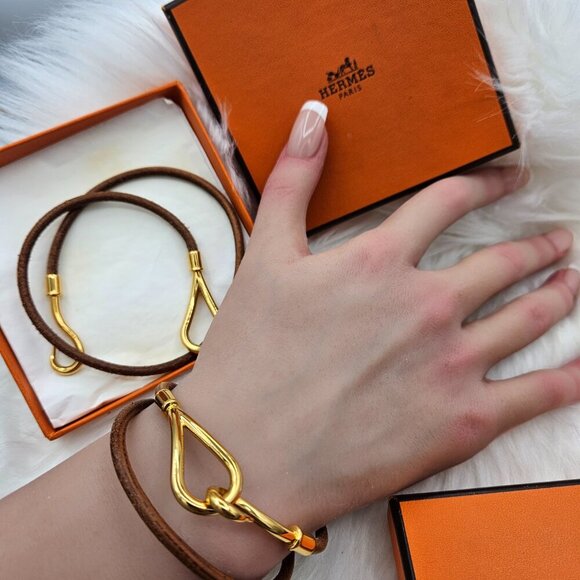 Hermès Brown Leather Hook Bracelet - Picture 4 of 15